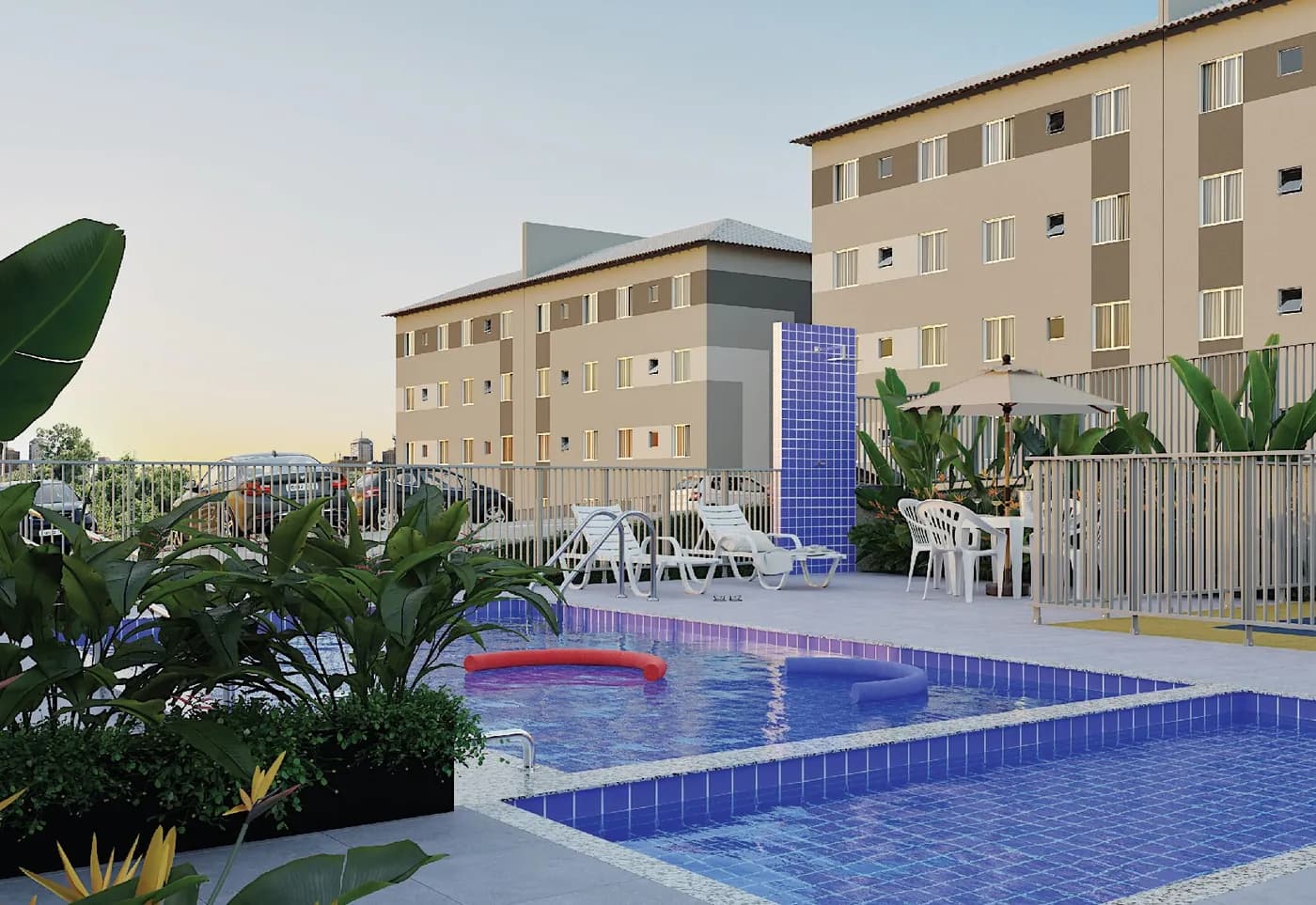 Piscinas com solário e espreguiçadeiras